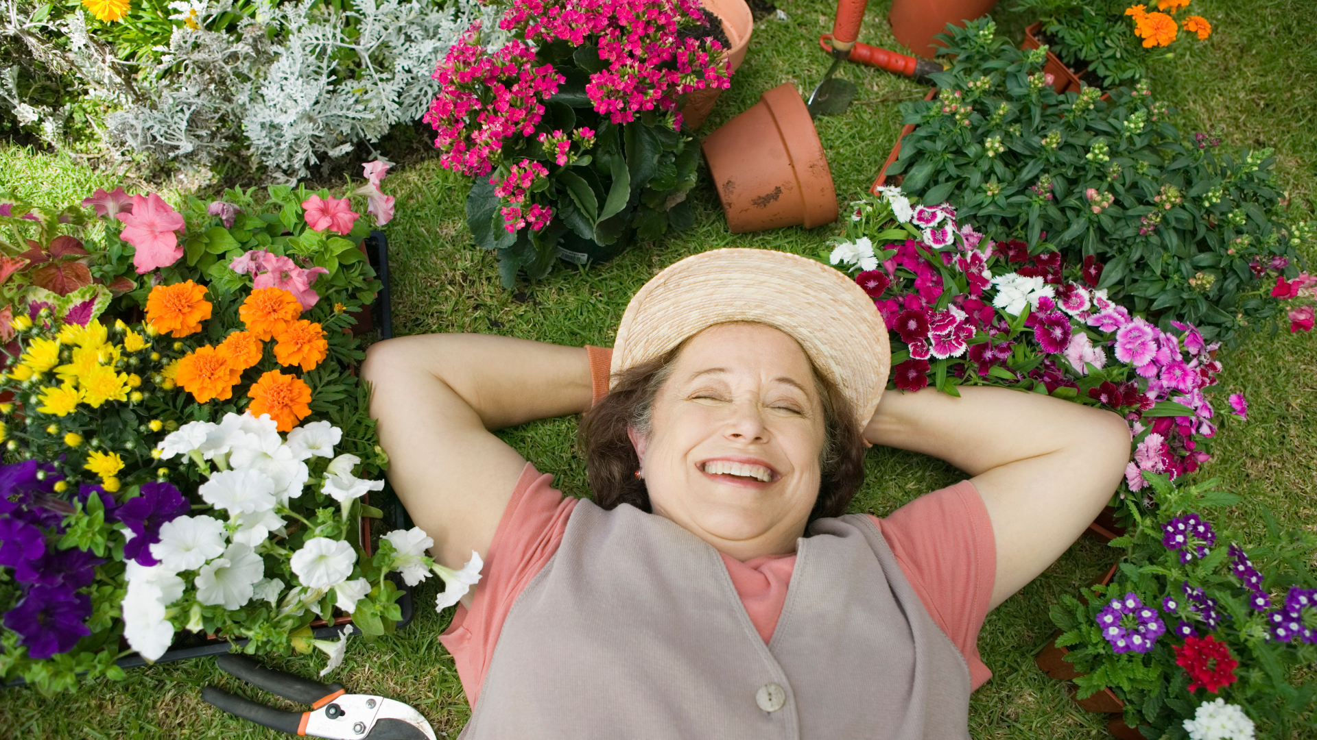 4 ways to boost your well-being with garden therapy